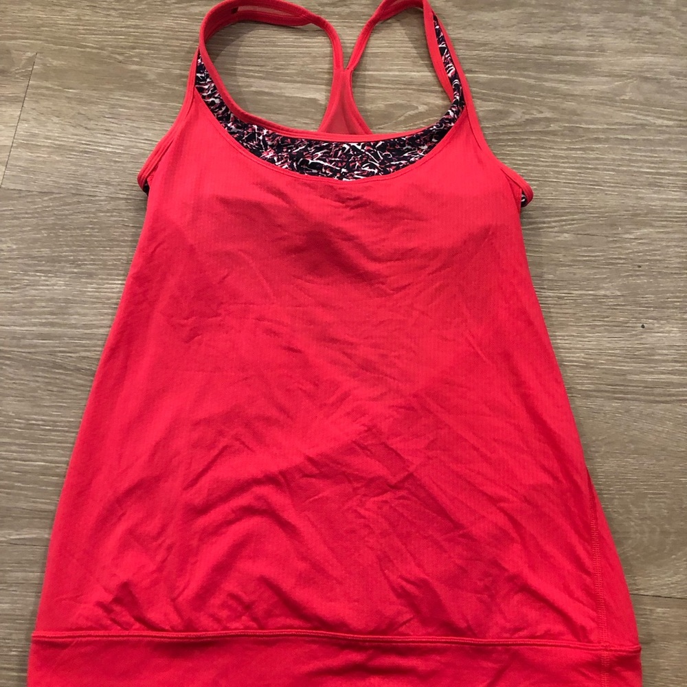 Built in sports bra Lululemon